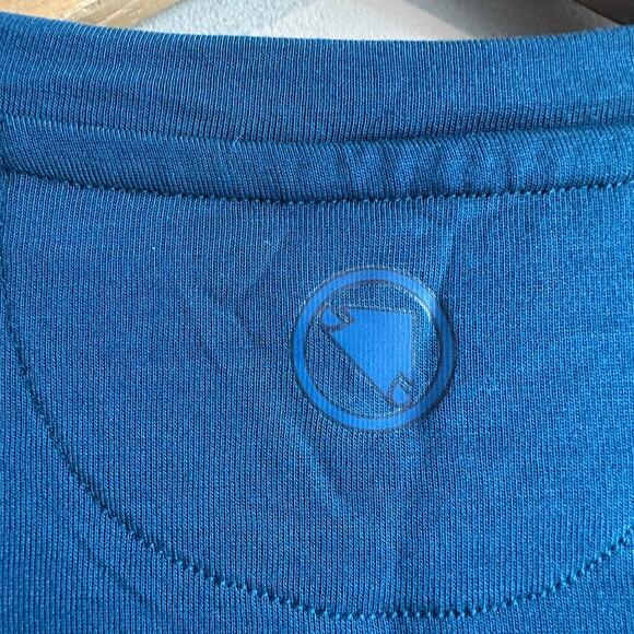 Endura BaaBaa Blend Long Sleeve Base Layer Blueberry S - Picture 9 of 12